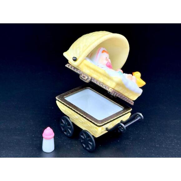 PHB Midwest Porcelain Hinged Box Baby Buggy “Let’s Pretend” w Trinket Bottle - Picture 2 of 6